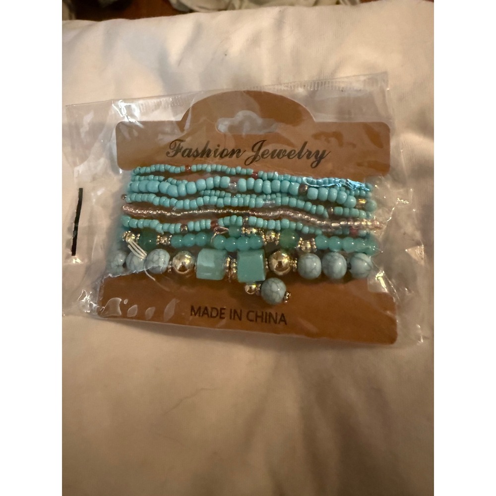 Boho Turquoise Beaded Stackable Bracelet Set Gold Tone Accents Multi Strand NEW